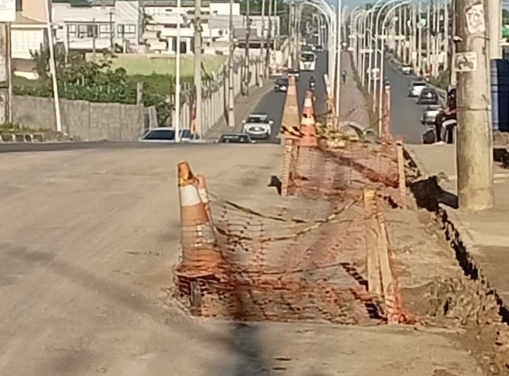 Avenida Rubens Francisco Dias