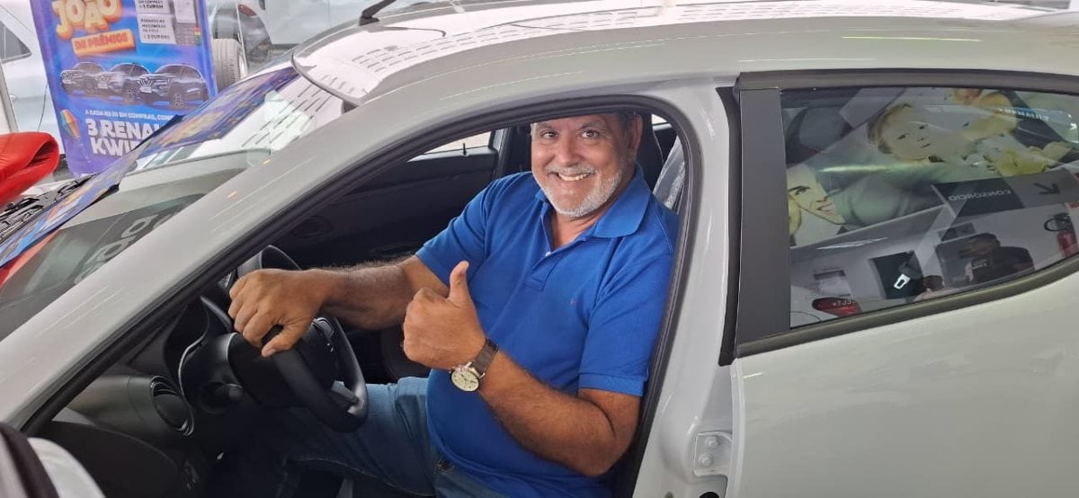 Sorteados da Campanha São João de Prêmios da CDL recebem carro zero km nesta sexta (15)