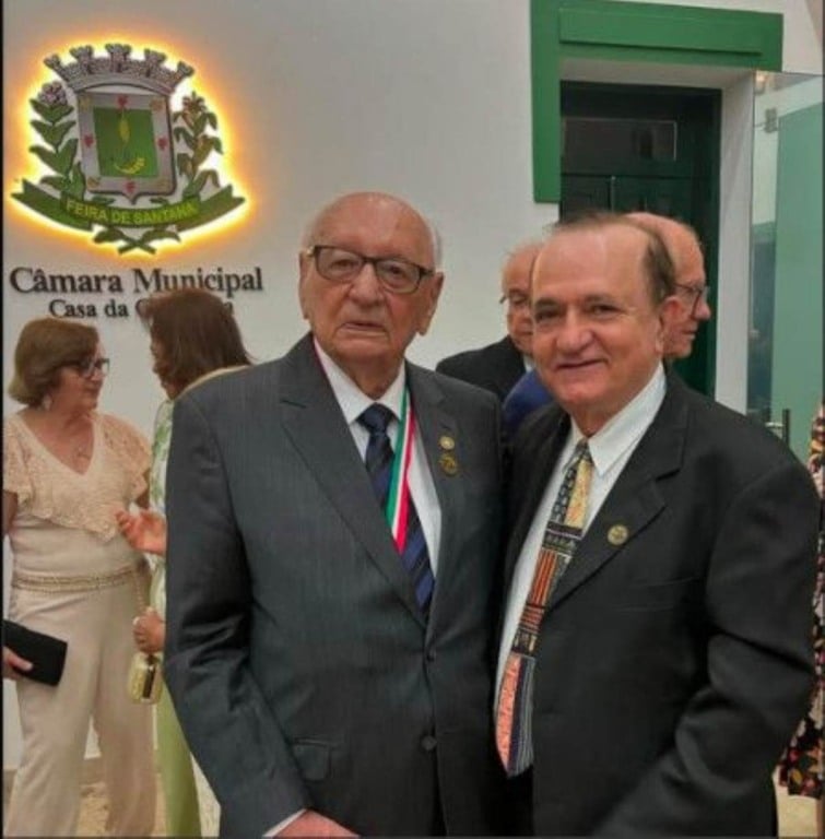 Geraldo Leite (primeiro reitor da Uefs) e João Batista Cerqueira