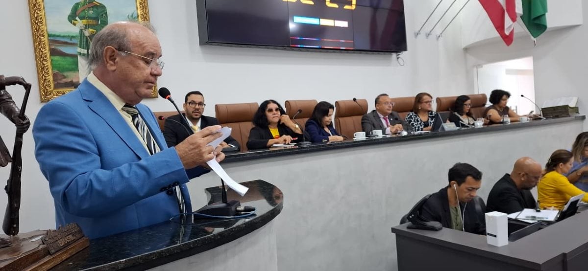 Professores do Reda cobram direito a reserva de carga horária em Audiência Pública na Câmara Municipal