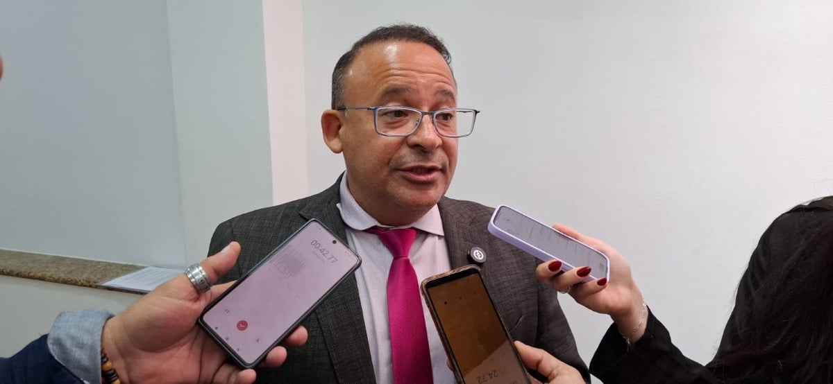 Professores do Reda cobram direito a reserva de carga horária em Audiência Pública na Câmara Municipal