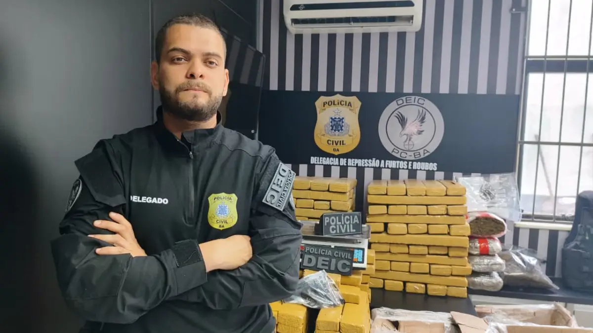 Quase 300 quilos de maconha é apreendida em residência no bairro Mangabeira, em Feira de Santana