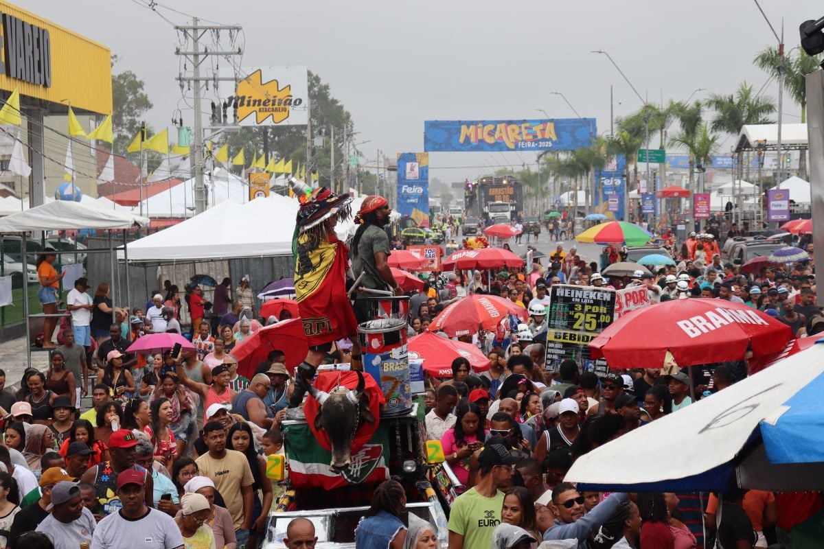Arrastão da Micareta de Feira 2025 com Thiago Aquino e Timbalada