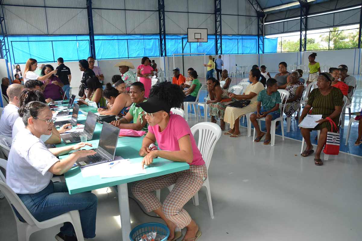 Feira em Ação em Bonfim de Feira