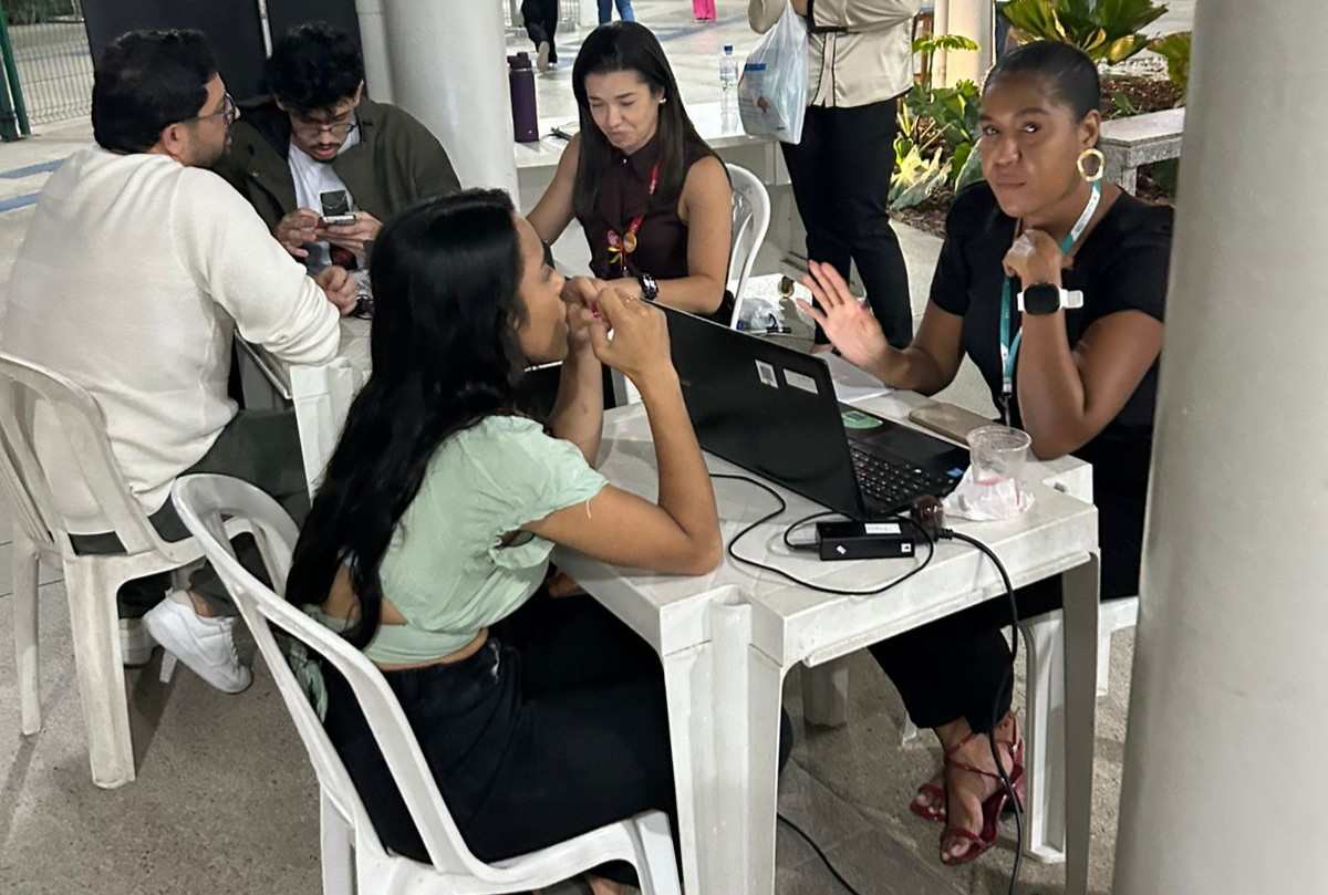 Feira de Estágio e Empregabilidade conecta estudantes ao mercado de trabalho e reforça compromisso com formação