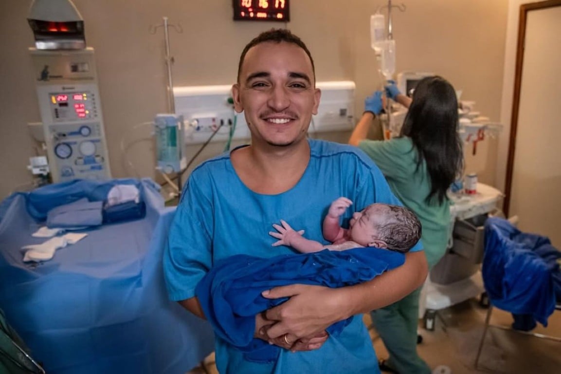Prefeita critica João Gomes após cantor cancelar show para acompanhar nascimento do 2º filho