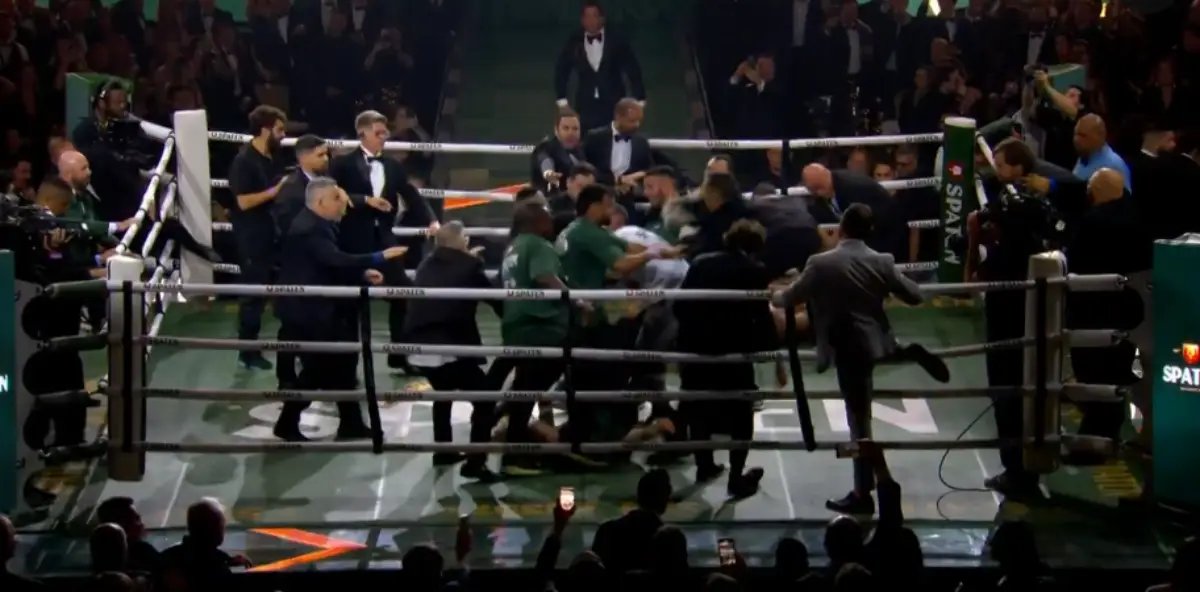 Duelo entre Popó e Wanderlei termina em pancadaria e desclassificação no Spaten Fight Night 2025