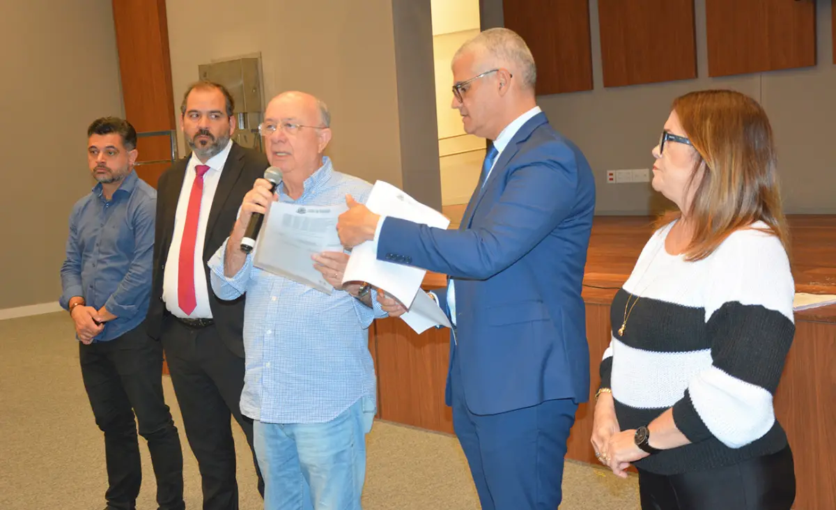 Prefeitura promove enquadramento de mais 142 professores