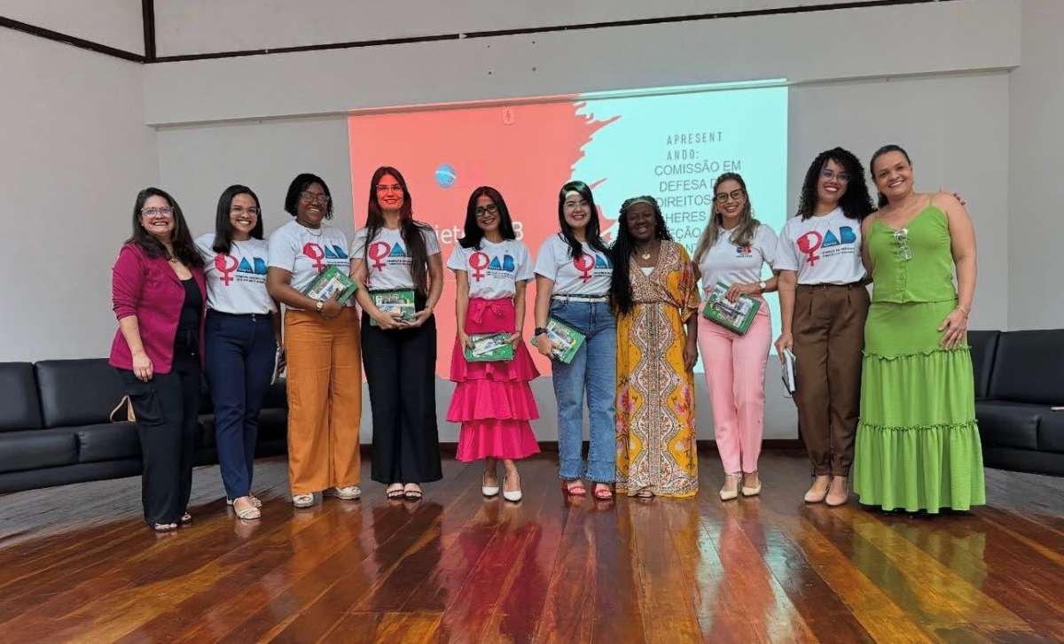 Comissão em Defesa dos Direitos das Mulheres da OAB Feira realiza palestra no IFBA
