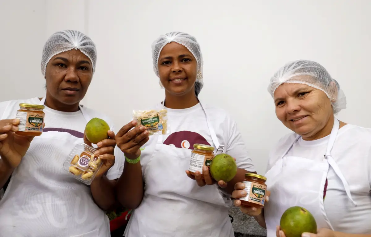Maior produtor de laranja da Bahia, Rio Real inaugura agroindústria e mira mercado internacional