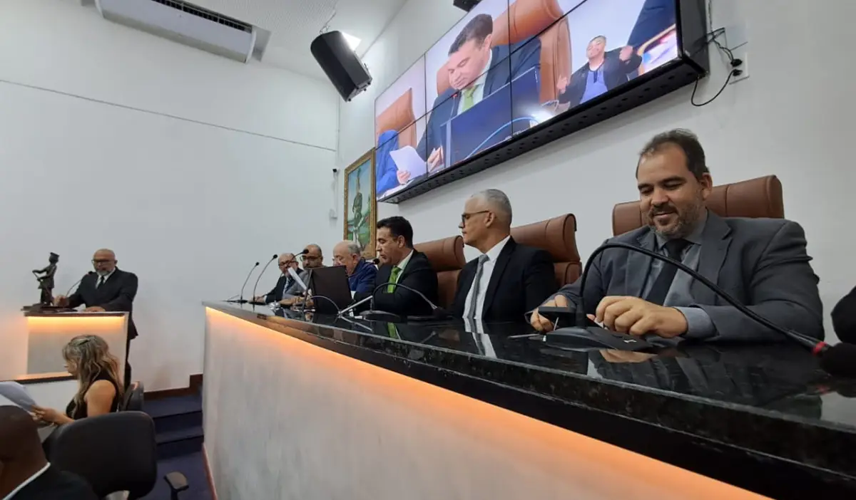 Sessão especial marca os 192 anos de emancipação política de Feira de Santana