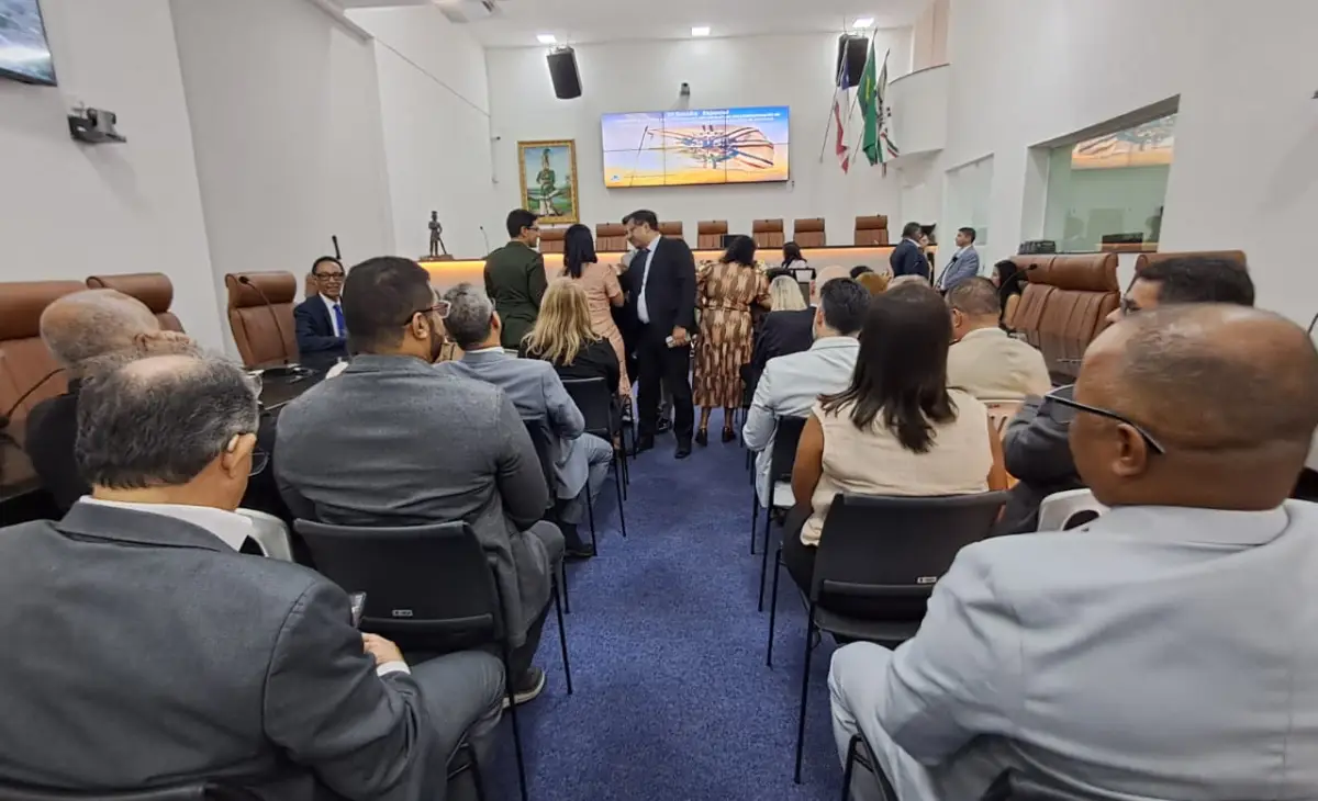 Sessão especial marca os 192 anos de emancipação política de Feira de Santana