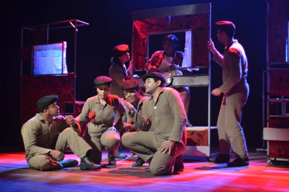 Feira Tem Teatro apresenta ‘Amor de Clarice Lispector’ dias 27 e 28 no Amélio Amorim