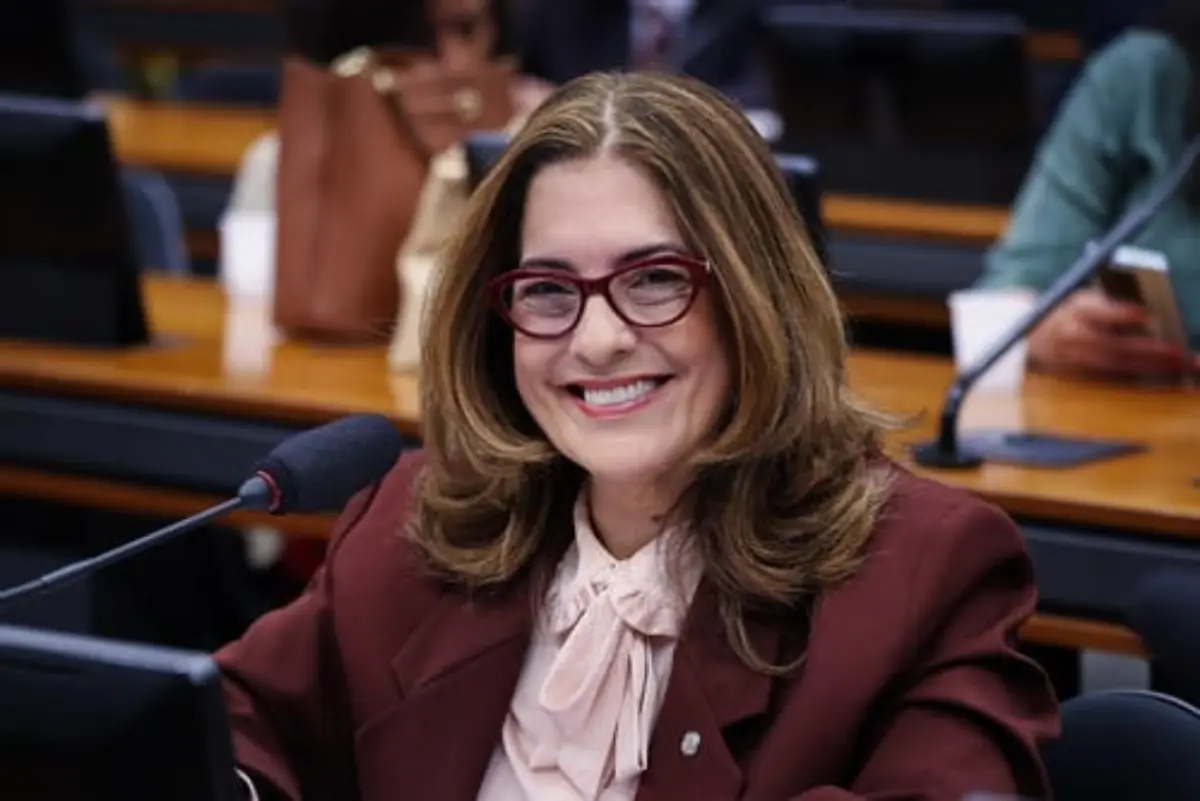 deputada Rogéria Santos - endometriose