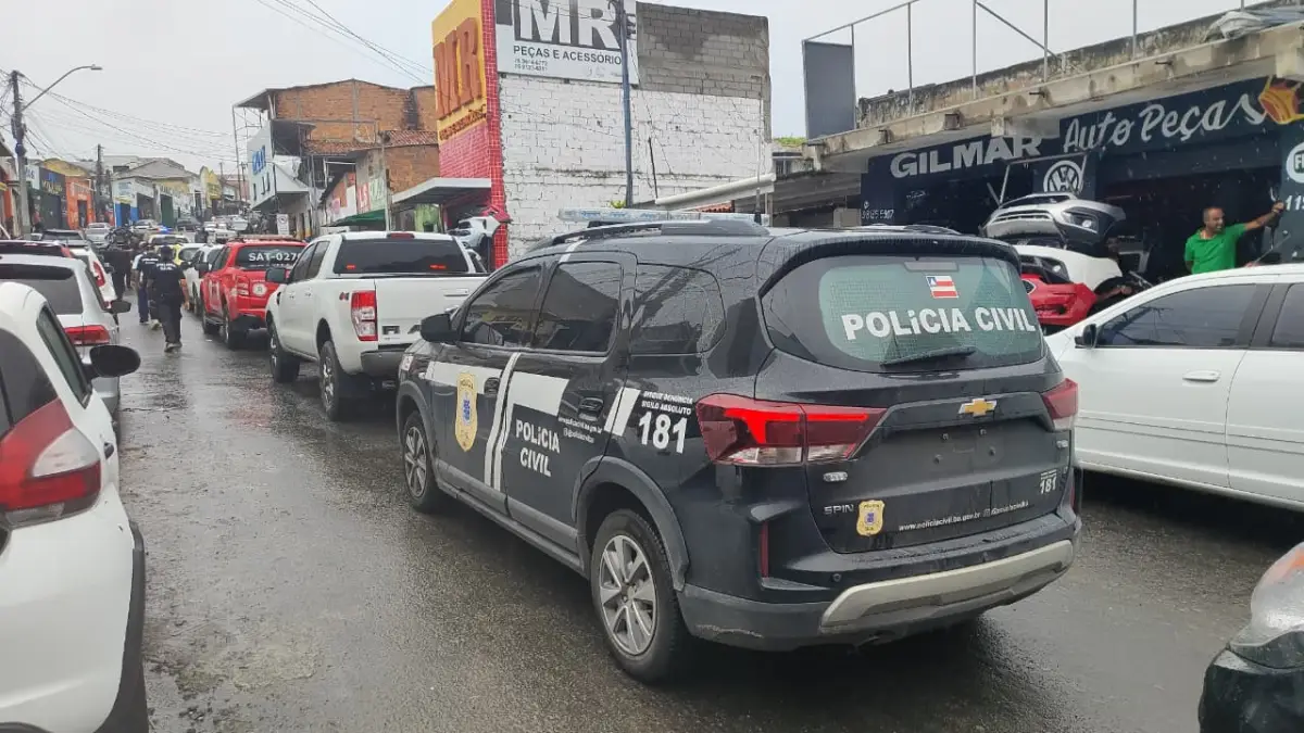 Ação educativa sobre desmonte veicular mobiliza forças de segurança em Feira de Santana