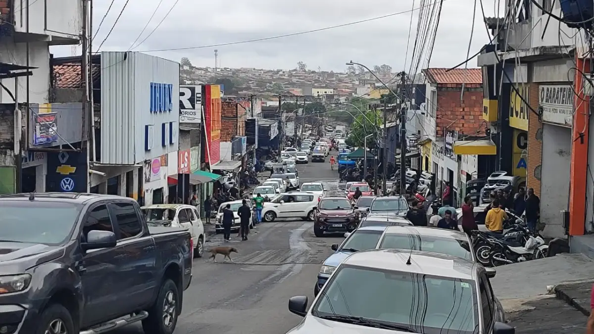 Ação educativa sobre desmonte veicular mobiliza forças de segurança em Feira de Santana