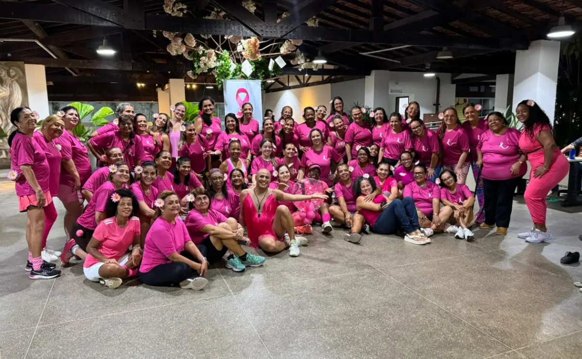 Aulão do Outubro Rosa de Luciano Mello