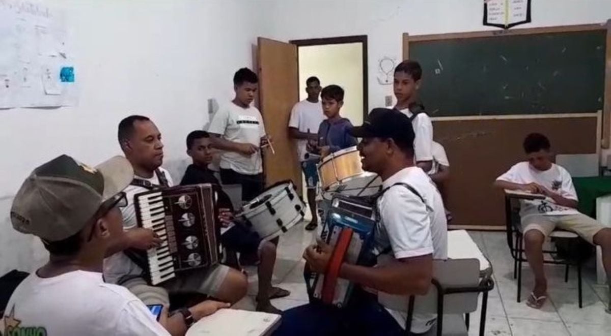 Conheça a história de Nildo Neri, músico que transformou o ofício em missão através de projto social