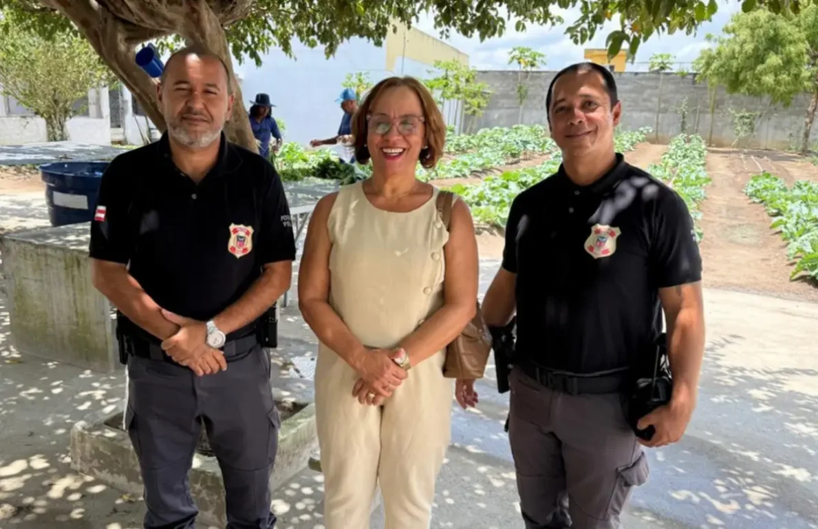 Secretária realiza visita técnica ao Conjunto Penal Feminino de Feira de Santana