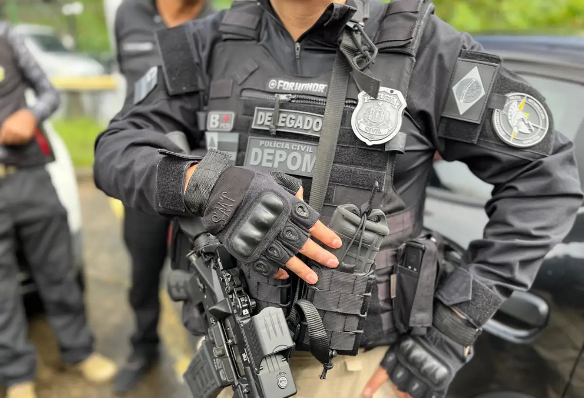 Preso casal que aplicou golpes milionários com revenda de veículos em Salvador