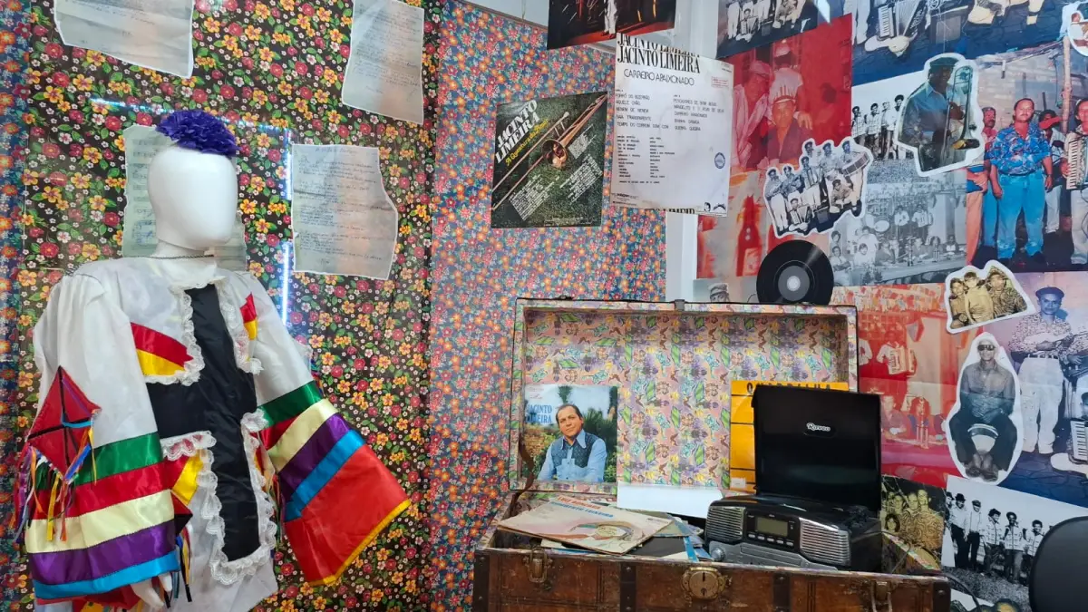 Dia do Nordestino é celebrado na Feira de Graduação da Uefs com homenagem aos 50 anos dos Bambas do Nordeste