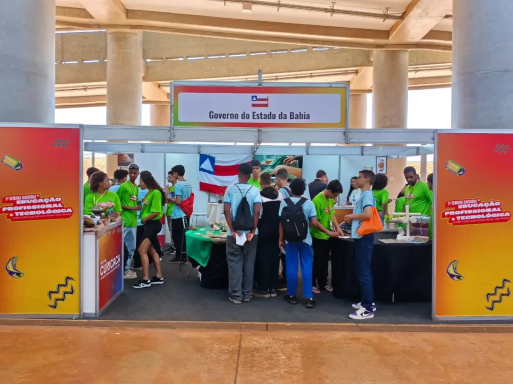 Estudantes criam drone com IA