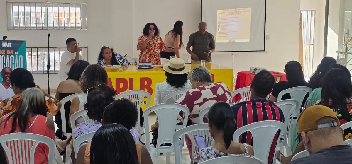 APLB Feira celebra Dia do Professor e do Servidor com debate sobre Reforma Administrativa e defesa do serviço público