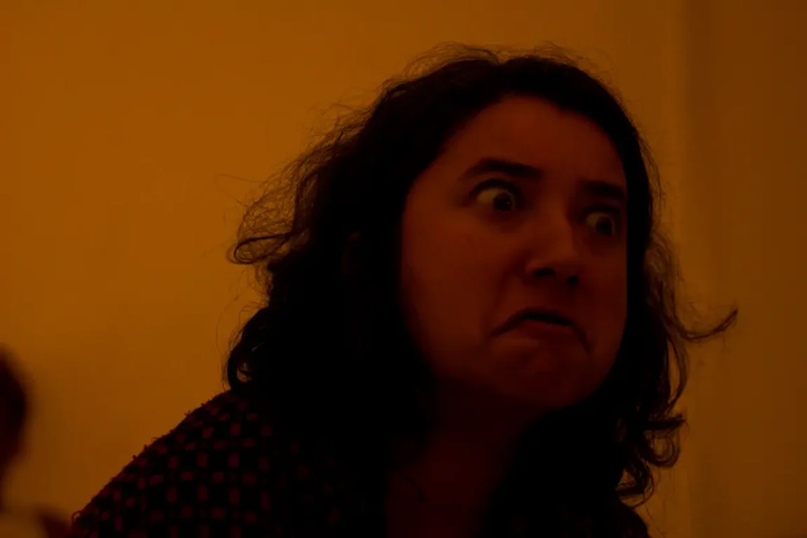 Braseiro: espetáculo teatral em Feira de Santana discute violência patriarcal