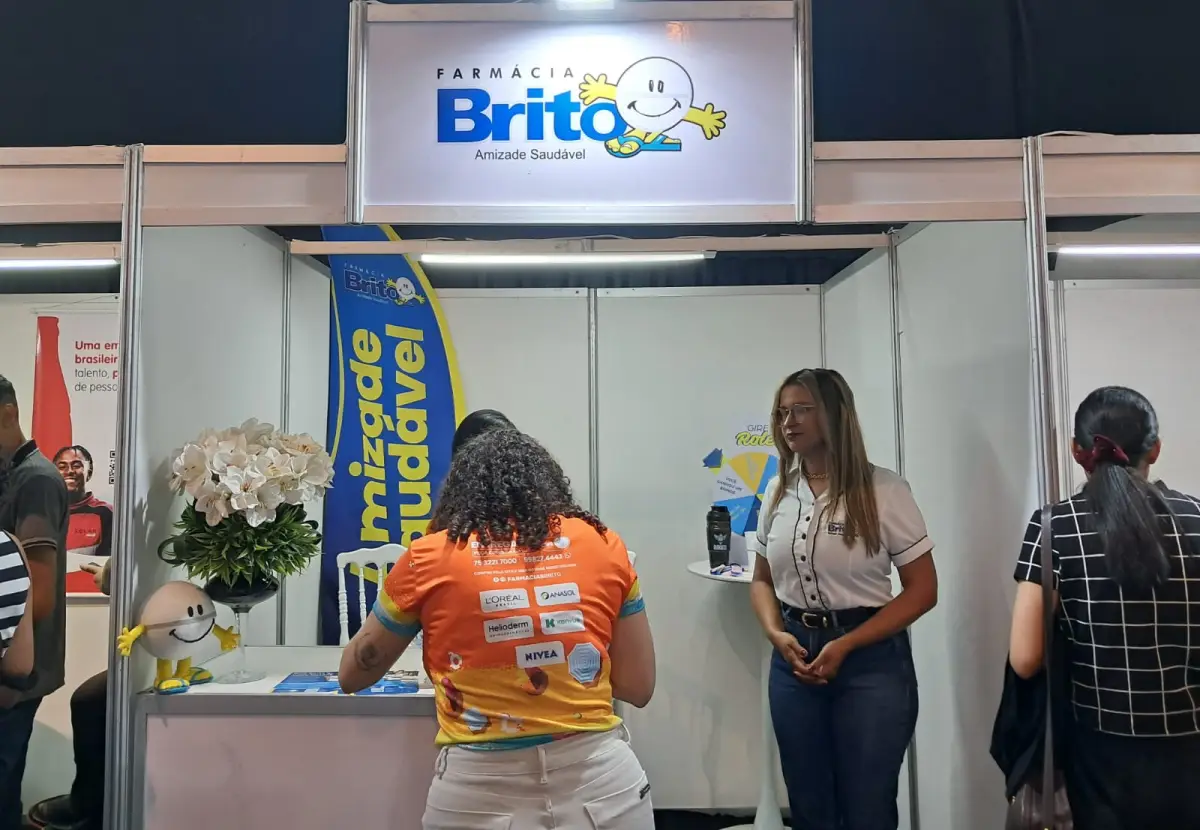 Feira do Emprego atrai multidão em Feira de Santana; vagas terminam nesta quarta (15) Feira do Emprego atrai multidão em Feira de Santana; vagas terminam nesta quarta (15)