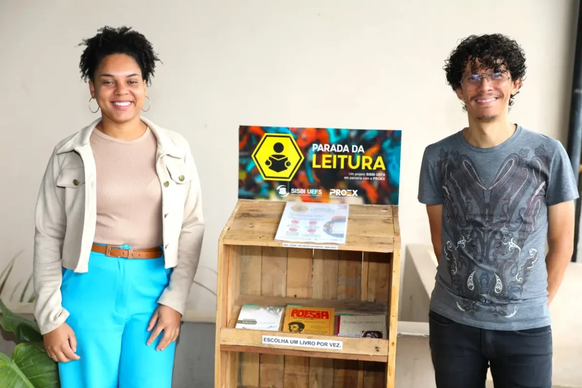Projeto da Uefs leva livros gratuitos para comunidade interna e externa