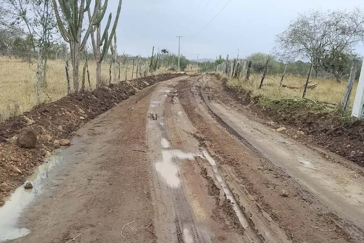Estradas da zona rural de Feira