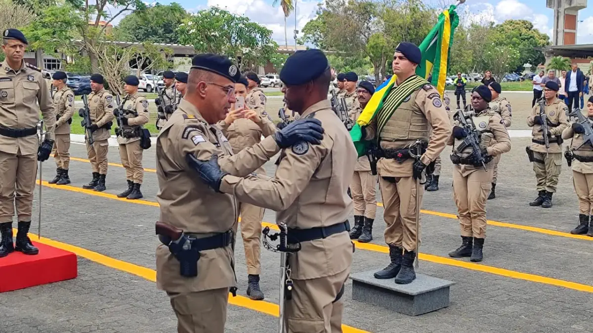 Solenidade marca mudanças na PM em Feira de Santana: Rondesp Leste vira batalhão e novo 25º BPM é instalado