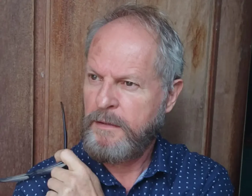 Galeria Carlo Barbosa do Cuca/Uefs recebe exposição de esculturas em papel machê de Valério Voltz