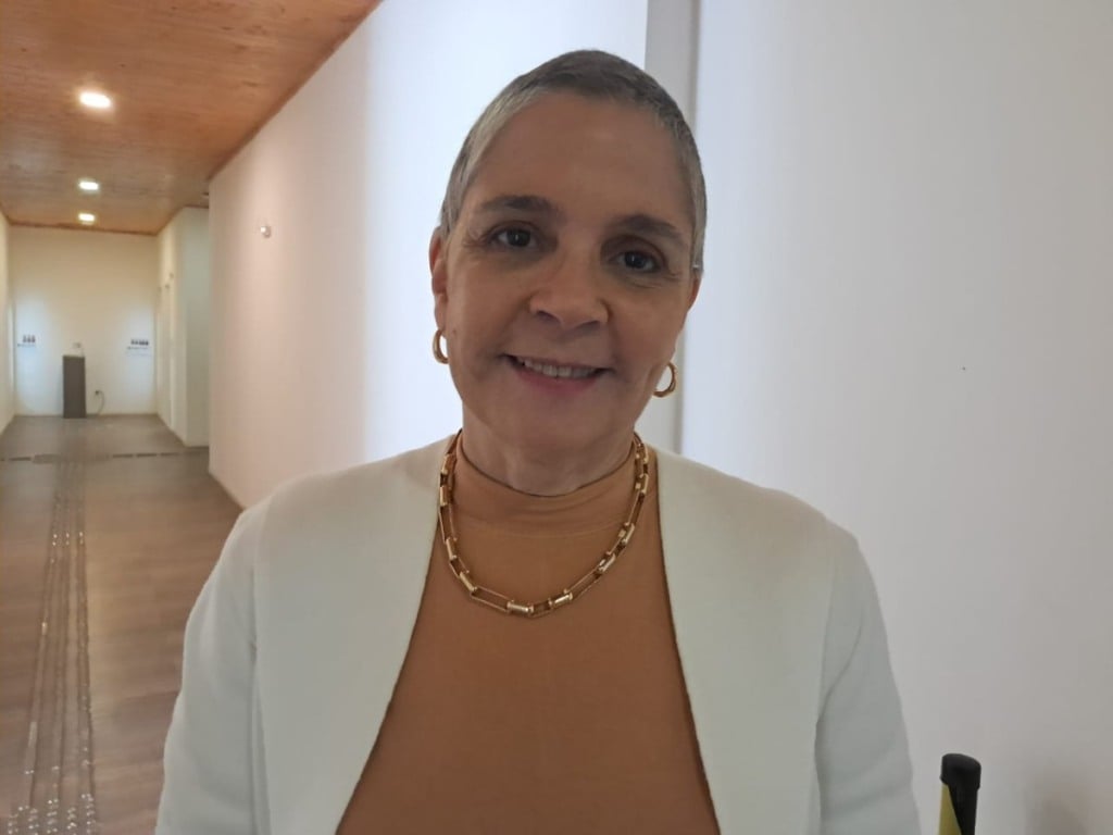 médica endocrinologista Ana Mayra Oliveira