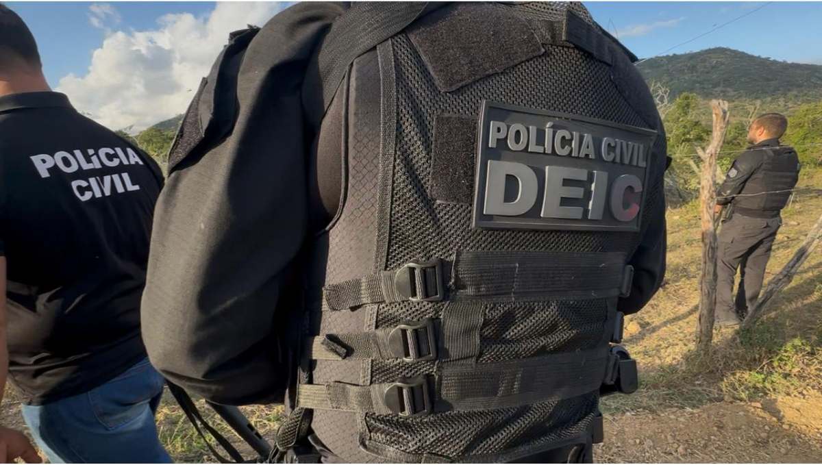 Dois mandados de busca e apreensão são cumpridos em Anguera; ação faz parte da investigação do desaparecimento de 3 jovens