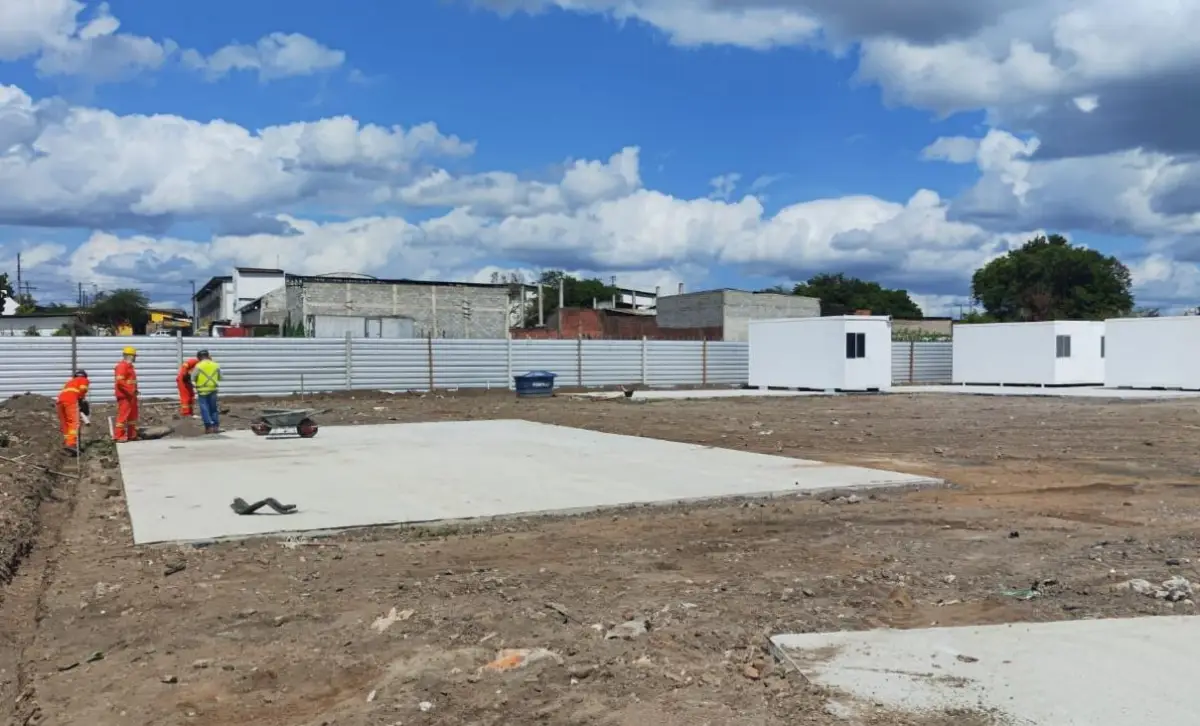 canteiro de obras da duplicação do Anel de Contorno