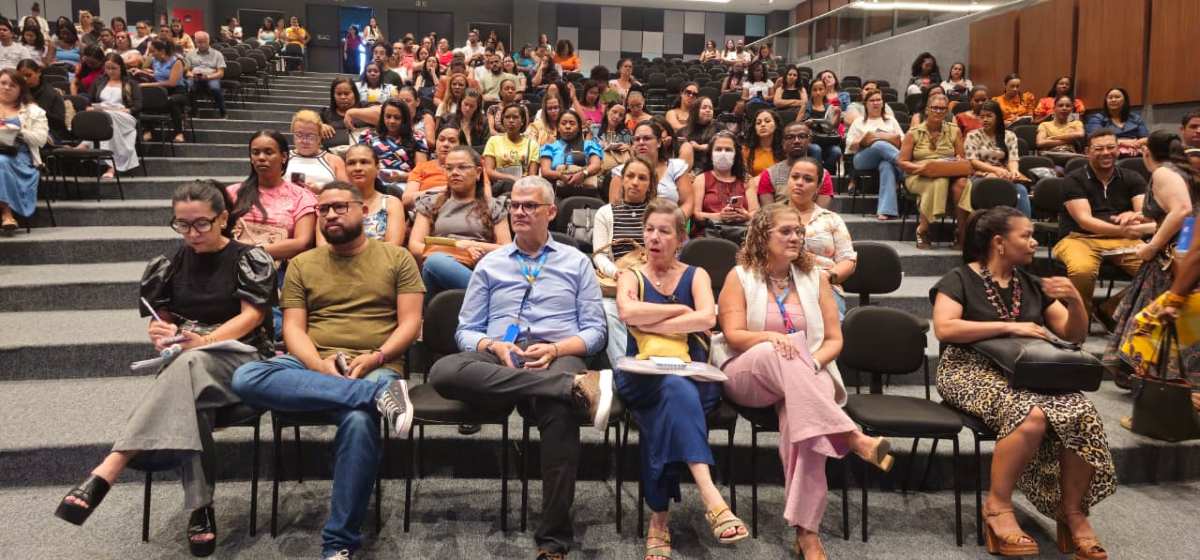 Seduc realiza capacitação de gestores escolares para cadastro online de novos alunos
