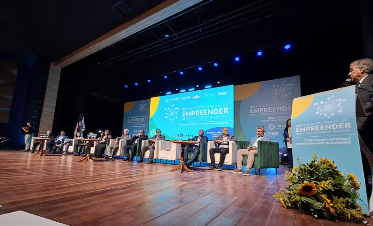 Encontro sobre empreendedorismo atrai centenas de empresários de várias cidades baianas em Feira de Santana