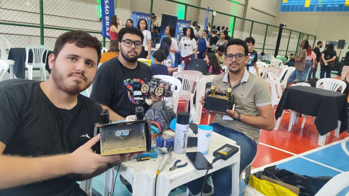 Feira de Robótica