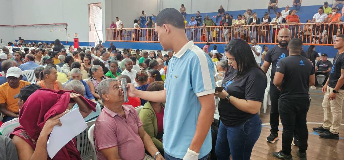 Hospital realiza triagem gratuita para cirurgias oftalmológicas em Feira de Santana