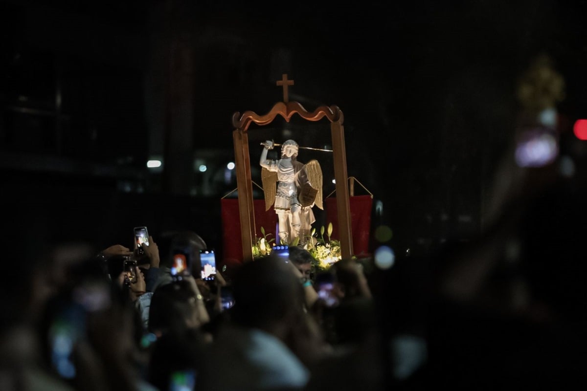 Imagem de São Miguel Arcanjo chega a Feira de Santana em peregrinação histórica