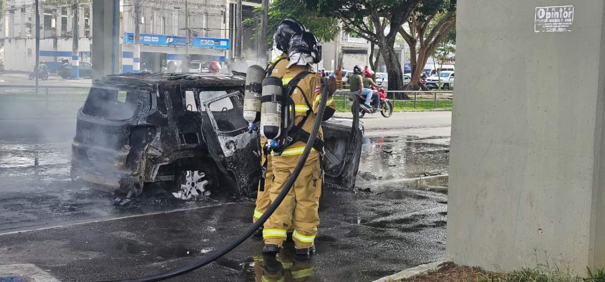 Incêndio na Avenida Getúlio Vargas Incêndio na Avenida Getúlio Vargas