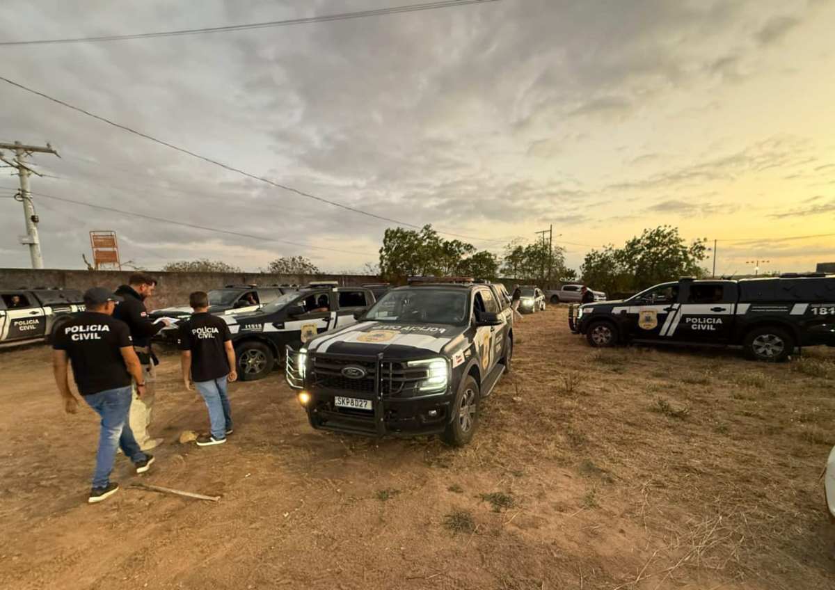 Operação Riachão em Paz realiza 16 mandados de busca e apreensão em Riachão do Jacuípe