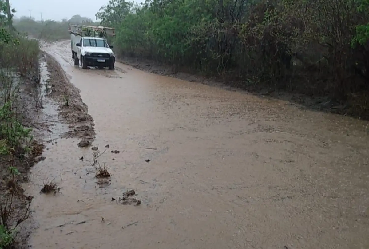 Bahia é atingida por mais de 73 mil raios em 48 horas; veja orientações da Coelba