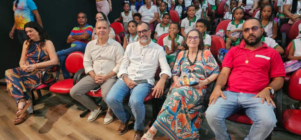 Teatro Margarida Ribeiro é reaberto após passar por reforma; equipamento é um dos palcos do Fenatifs