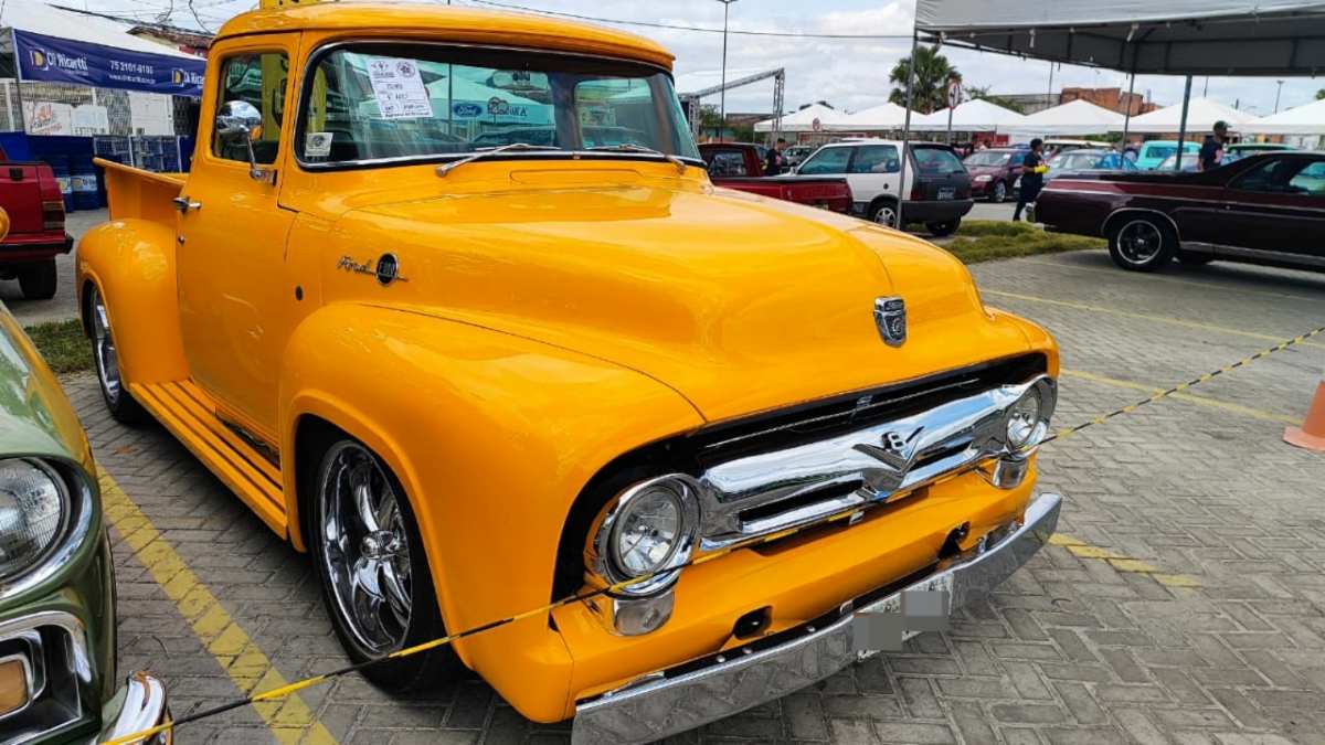 13º Encontro de Veículos Antigos Princesa do Sertão, promovido pelo Clube da Ferrugem 13º Encontro de Veículos Antigos Princesa do Sertão, promovido pelo Clube da Ferrugem