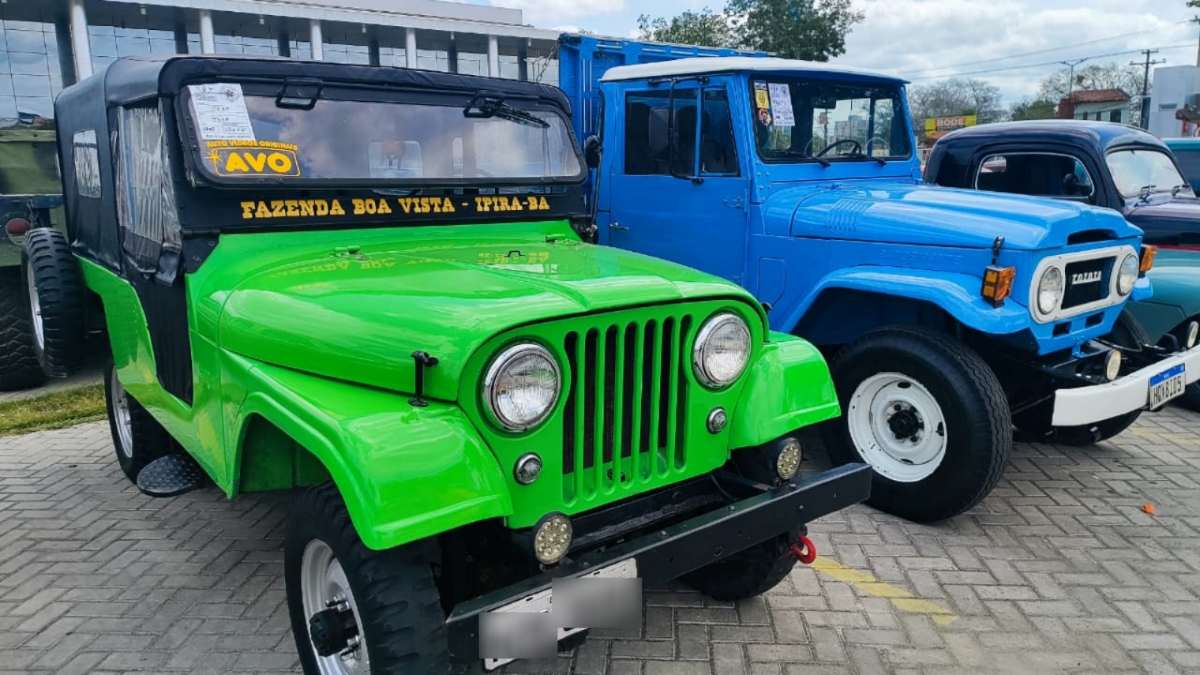 13º Encontro de Veículos Antigos Princesa do Sertão, promovido pelo Clube da Ferrugem 13º Encontro de Veículos Antigos Princesa do Sertão, promovido pelo Clube da Ferrugem