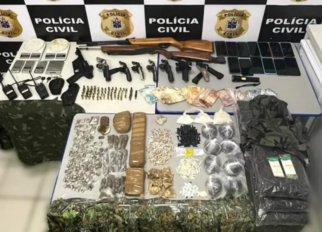 Seis mortos em operação policial em Itabela são identificados; corpos permanecem no IML de Eunápolis