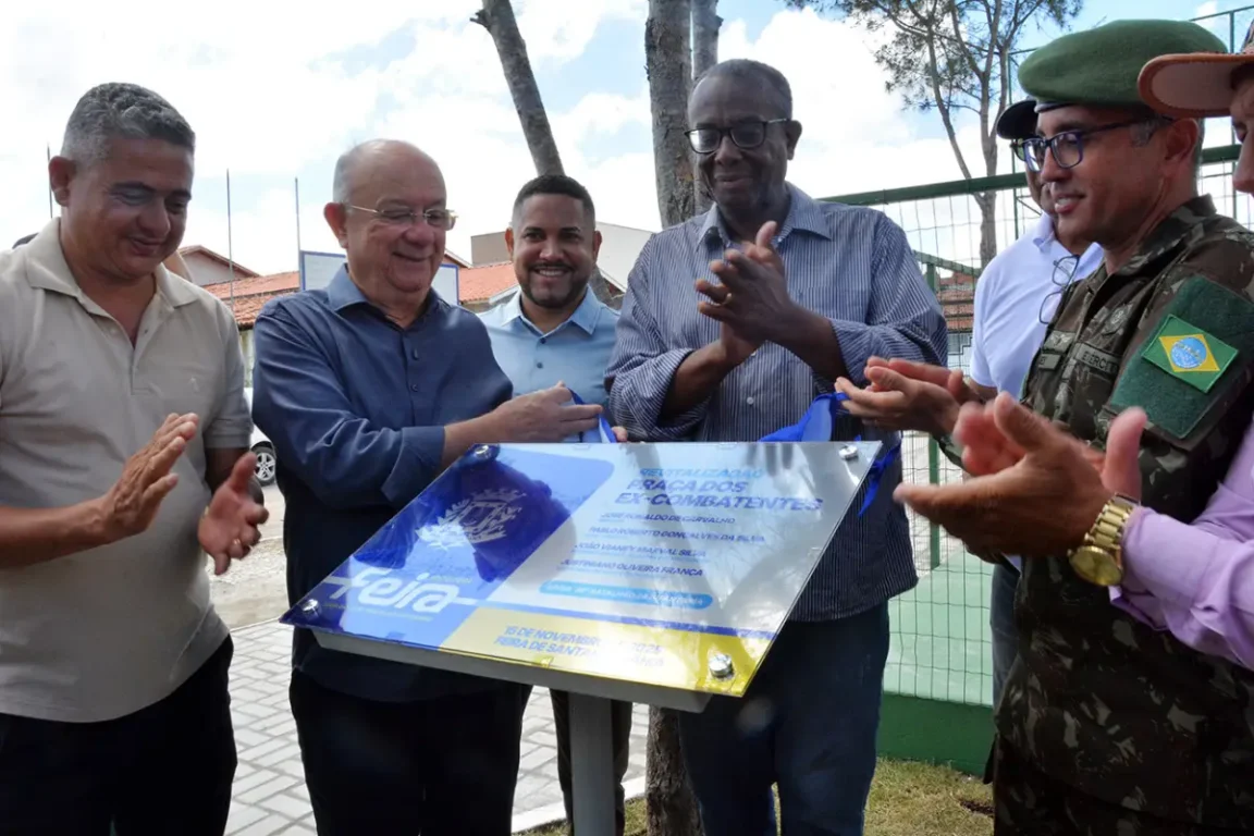 Feira de Santana resgata memória dos heróis nacionais e entrega Praça dos Ex-Combatentes totalmente revitalizada