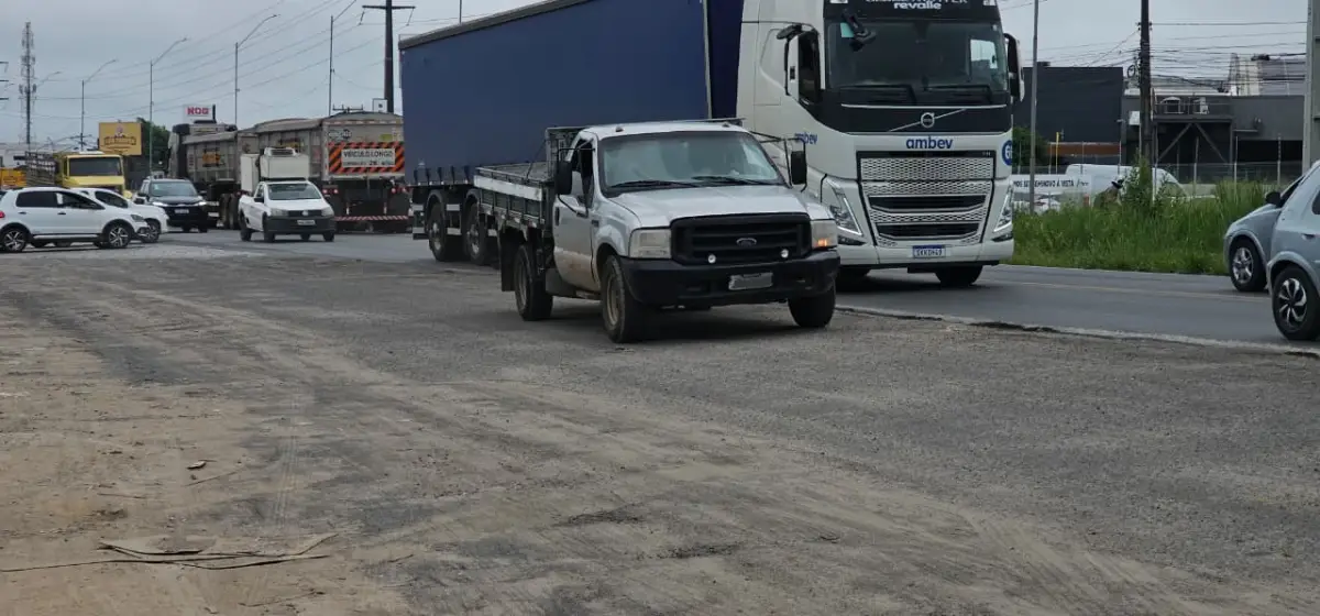 Taxista denuncia perigo das “roubadinhas” na Avenida Eduardo Fróes da Mota em Feira de Santana